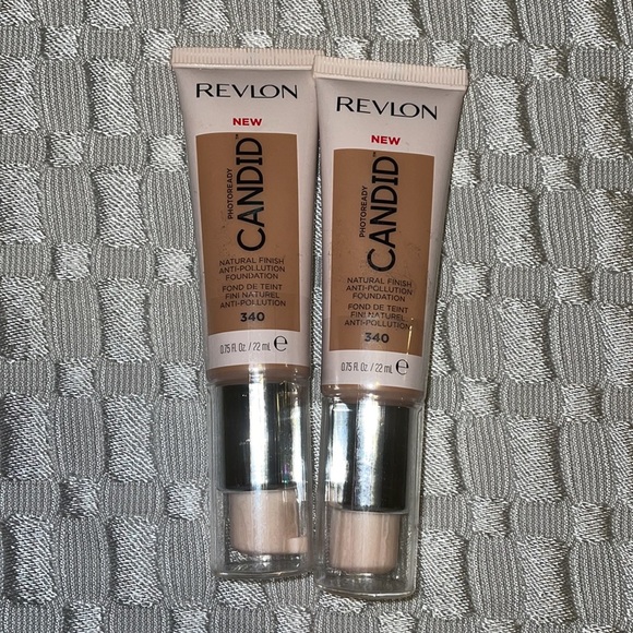 Revlon PhotoReady Candid Natural Finish Foundation - Picture 12 of 12
